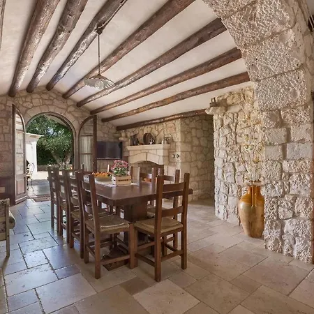 Trullo Dei Messapi Apartment Ceglie Messapica Exterior photo