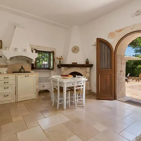 Trullo Dei Messapi Apartment Ceglie Messapica Exterior photo